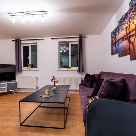 80 Clayburn By Incredible Stay Peterborough Exteriör bild