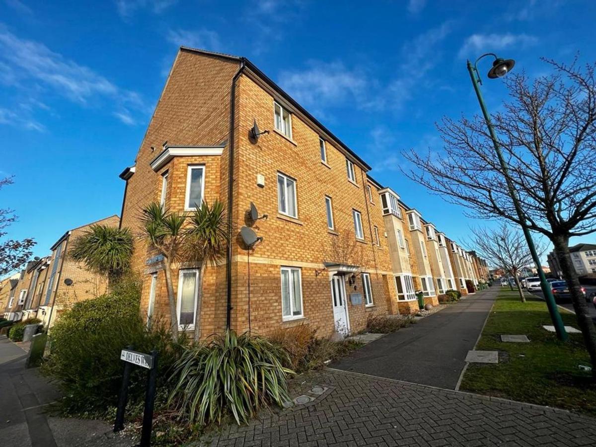 80 Clayburn By Incredible Stay Peterborough Exteriör bild